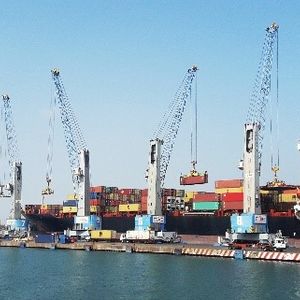 Exsisting Fleet of Konecranes Gotwald Mobile Harbor Cranes in Port of Veracruz.jpg
