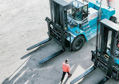 Konecranes’ Annual Report reviews the results of the company’s successful integration work